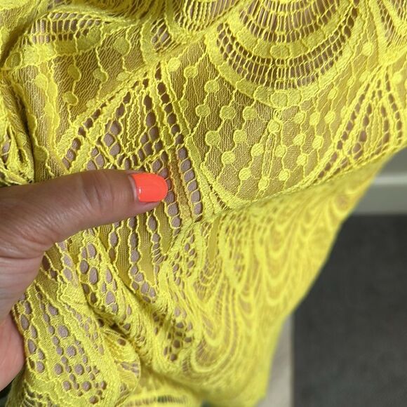 Dress the Population Mia Yellow Lace Midi Dress Puff Sleeve Cocktail Large - Picture 8 of 8